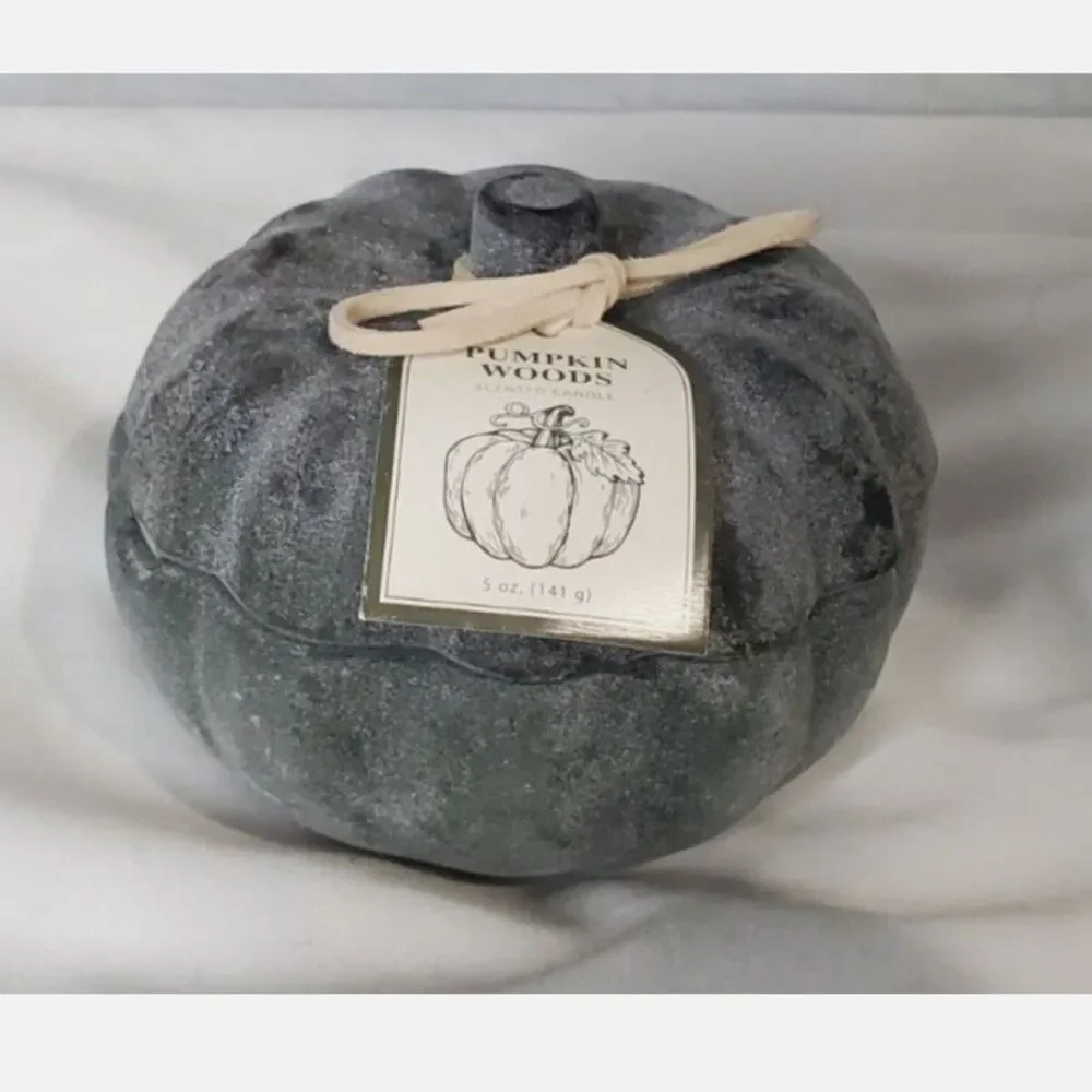 Pumpkin woods‎ Shaped Glass Candle